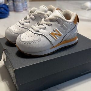 New Balance 574 size 4c